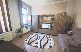 Casă la curte comună, 50 mp utili, pod și beci, zona Mihai Viteazul