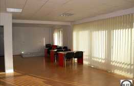 300 mp. Office clasa B.  Superfinisat !