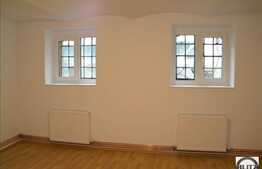 Un spatiu de 90 mp superfinisat pe strada Motilor!