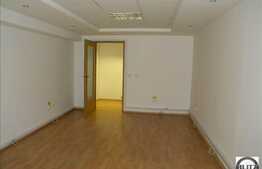 100 mp superfinisat, in zona Teatrului National!