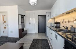 Apartament semidecomandat cu 3 camere, 68 mp utili, zona Stejarului