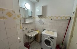 Apartament decomandat, 2 camere, zona Central Sora