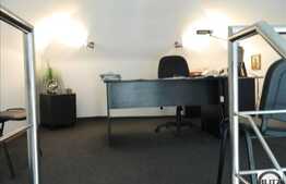 Spatiu de inchiriat cu 35 mp in zona Pietei Unirii !!