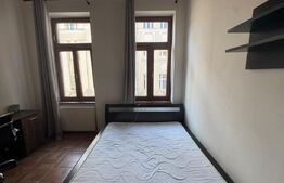 Apartament 4 camere, 107 mp, zona Central 
