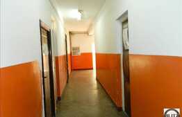 Spatiu pentru birorui 40 mp pe strada Horea