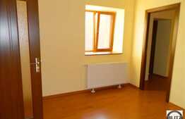 Spatiu pentru birou integral renovat cu 10 locuri de parcare