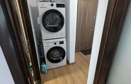 Apartament 2 camere, decomandat,  Parcare, 54mp, Zona UMF