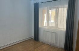 Apartament cu 3 camere si parcare la Vila, zona Iris.