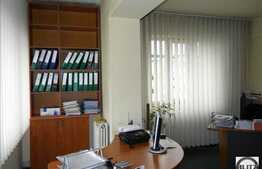 Pret bun pentru un sediu de firma in centru!