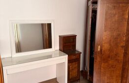 Proprietate cu două case renovate, în inima comunei Vulcan