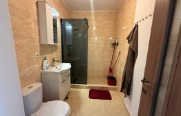 Apartament 2 camere, parcare, zona Terra