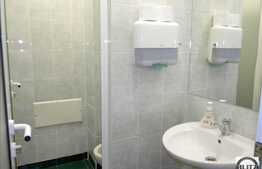 Spatiu de birouri, 100 mp superfinisat, mochetat.