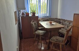 Apartament 3 camere, 41 mp, parcare, zona Florilor