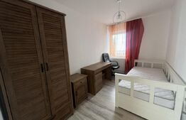 Apartament cu 3 camere, 55 mp, zona Răzoare