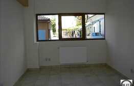 Spatiu ultrafinisat cu pozitionare centrala.