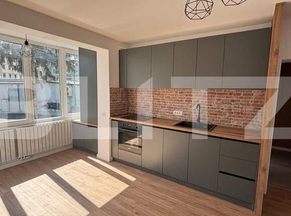 Apartament de închiriat 3 camere Centrul Istoric - 202750AI | BLITZ Brașov | Poza1