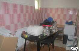 Inchiriere spatiu cu 120 mp utili, acces din E60, 8 locuri parcare