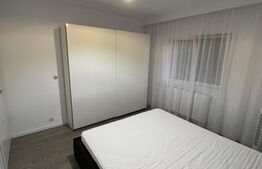 Apartament 3 camere, decomandat, parcare, zona UMF