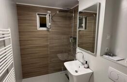 Apartament 3 camere, decomandat, parcare, zona UMF