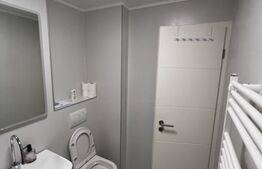 Apartament 3 camere, decomandat, parcare, zona UMF