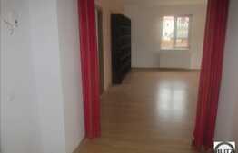 Inchiriere spatiu birouri, 74 mp, terasa 12 mp plus loc parcare, zona Florilor