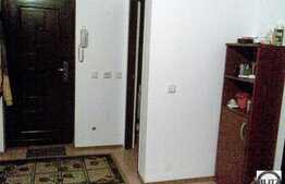 Vanzare apartament cu 1 camera la etaj intermediar