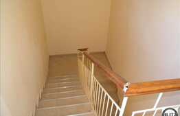 Un spatiu potrivit pentru sediu de firma. Pret bun !