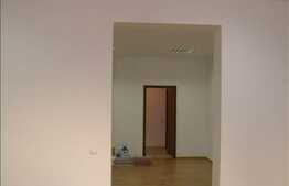 Spatiu de birouri, 90 mp situat in casa. Finisat. 7 Locuri De Parcare!