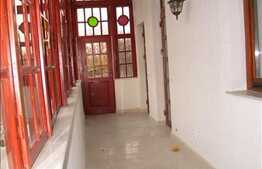 Spatiu de birouri, 90 mp situat in casa. Finisat. 7 Locuri De Parcare!