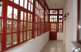 Spatiu de birouri, 90 mp situat in casa. Finisat. 7 Locuri De Parcare!