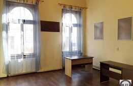 Spatiu central, in apropierea Tribunalului, 50 mp