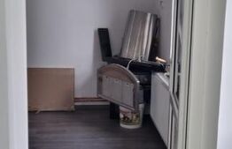 Casă cu 2 camere, 50 mp, zona Centru 