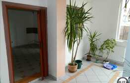 Spatiu 130 mp utili cu vitrina la strada, zona Gheorgheni