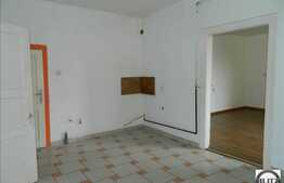 Spatiu 130 mp utili cu vitrina la strada, zona Gheorgheni