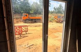  Casa de vanzare, 220 mp, teren 2.000 mp, zona Predelut