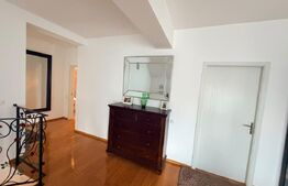 Casa individuala de vanzare, 203 mp, teren 1032 mp, zona Sanpetru