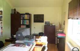 Locatie excelenta, superfinisaje!