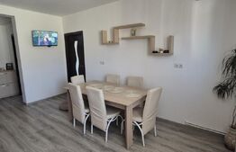 Apartament 2 camere semidecomandat, parcare, zona Terra 