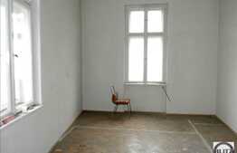 Spatiu 720 mp  pozitionat execelent in zona de interes!