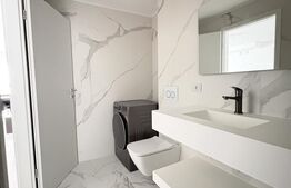 Apartament 2 camere, lux, parcare, zona UMF