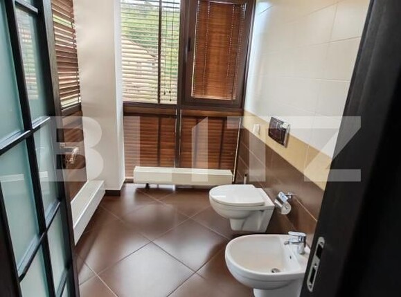 Casa de închiriat 8 camere Noua - 203416CI | BLITZ Brașov | Poza24