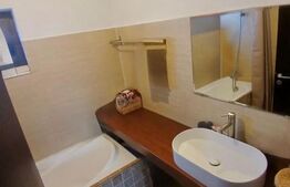 Apartament cu 2 camere 67 mp. decomandat, cu două balcoane și loc de parcare