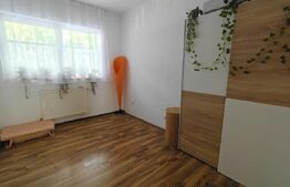 Apartament 3 camere 53 mp , 2 parcări, gradina 65mp, Eroilor