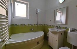 Apartament 3 camere 53 mp , 2 parcări, gradina 65mp, Eroilor