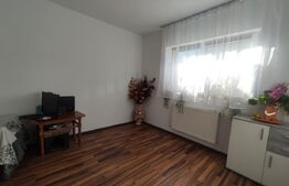 Apartament 3 camere, 53 mp, 2 parcări, gradina 65 mp, zona Eroilor