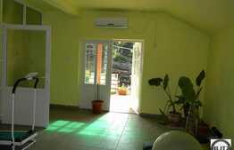 100 mp de inchiriat in Zona Iris