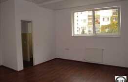 30 mp. Spatiu de birouri la parterul unui bloc ! Finisat.