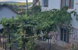 CASA CU TEREN SI PANORAMA SUPERBA