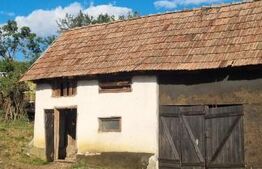 CASA CU TEREN SI PANORAMA SUPERBA