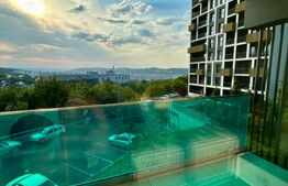 Apartament 3 camere, lux, parcare, zona Zorilor